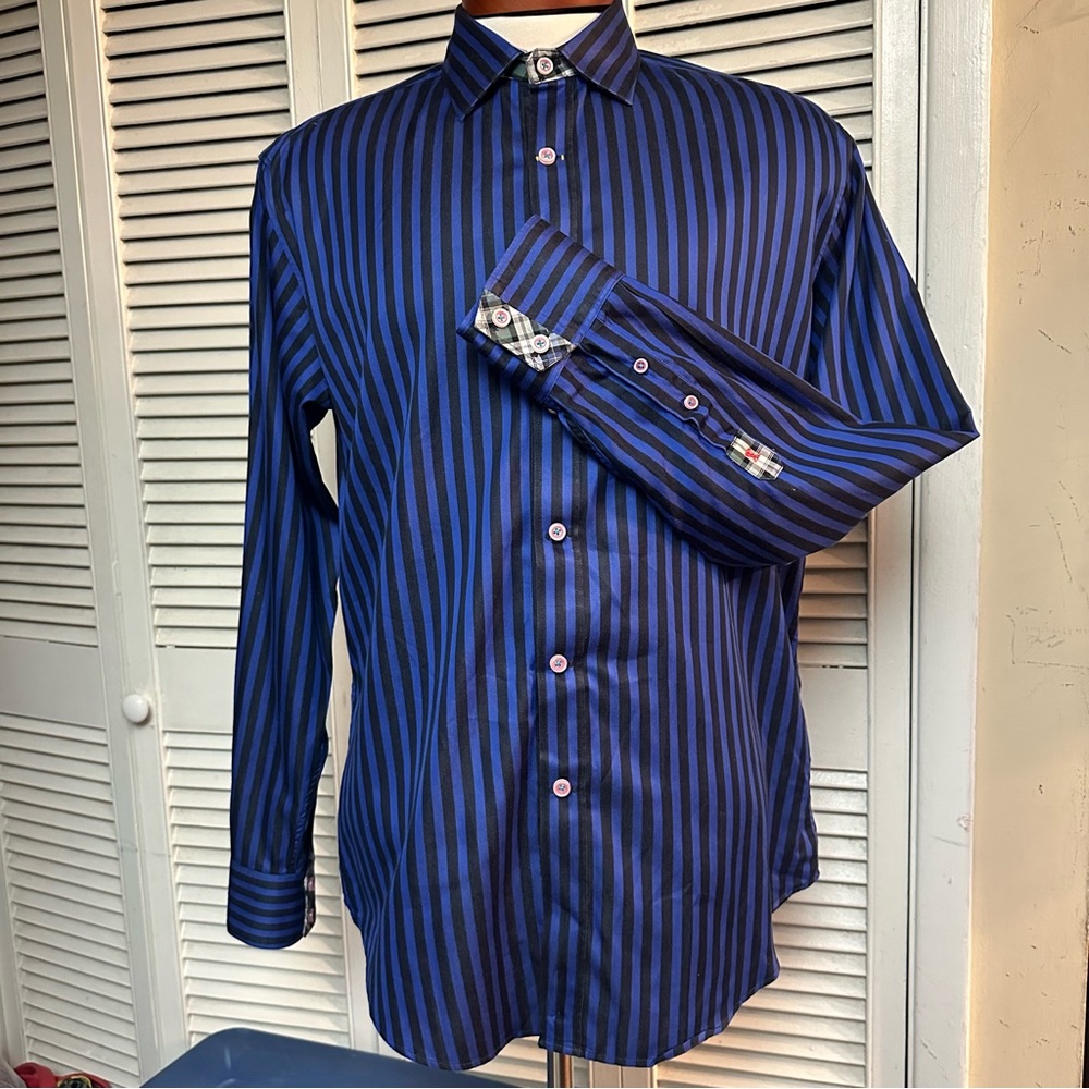 ROBERT GRAHAM X  Size LARGE  Long Sleeve Flip Cuff